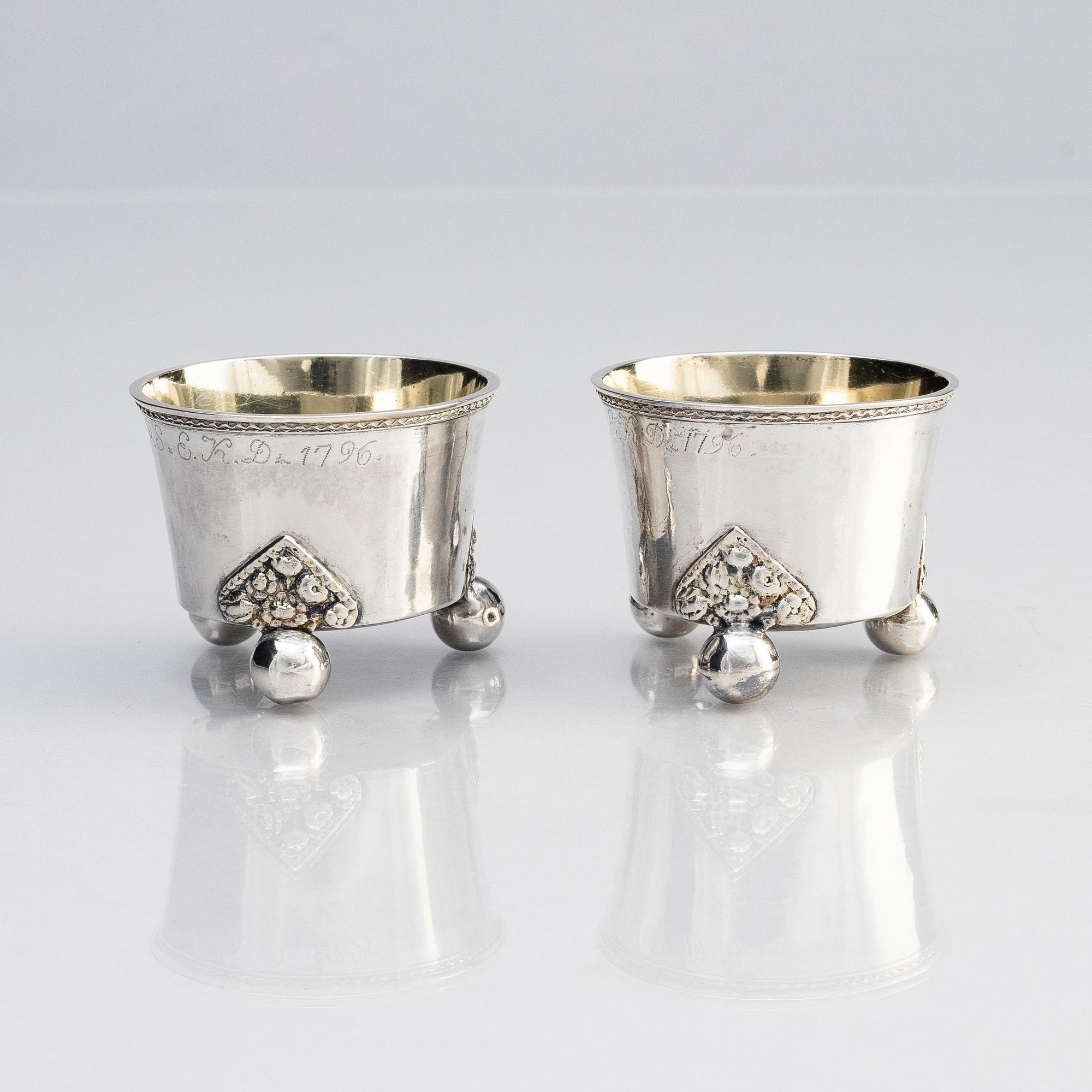A pair of Swedish silver cups, Abraham Gentzen the younger, Landskrona 1796.
