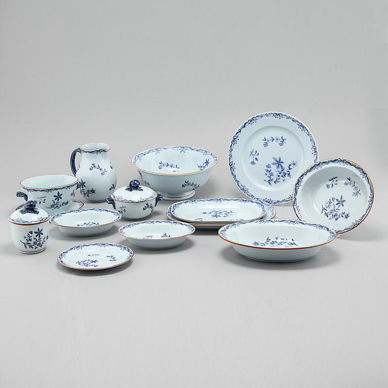 24 pieces of "Ostindia" table ware in earthenware, Rörstrand, 20th century.