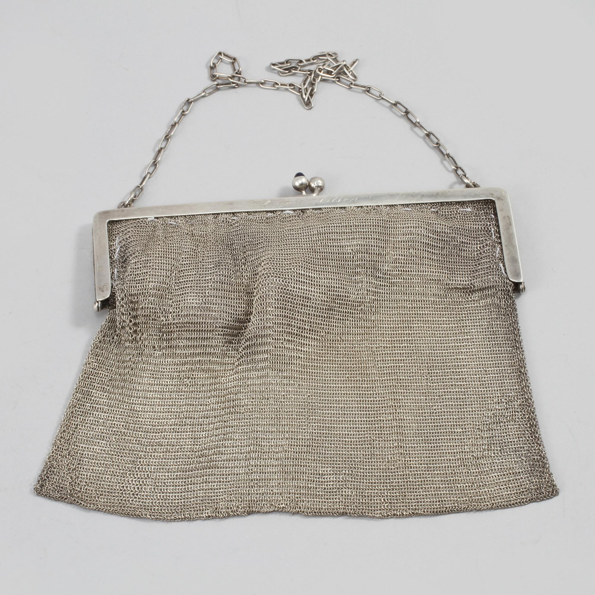 AFTONVÄSKA, silver, 1900-talets första hälft, total vikt ca 215 gram.