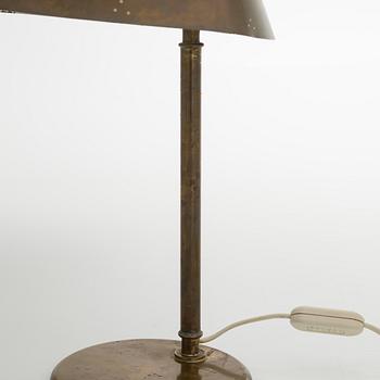 Paavo Tynell, pöytävalaisinpari, malli 9209, Taito 1900-luvun puoliväli.