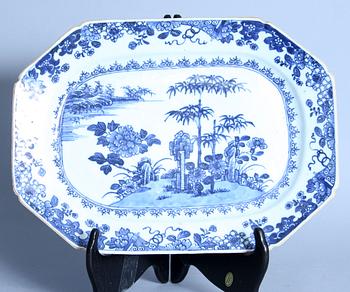 STEKFAT, porslin, Kina, 1700-tal.