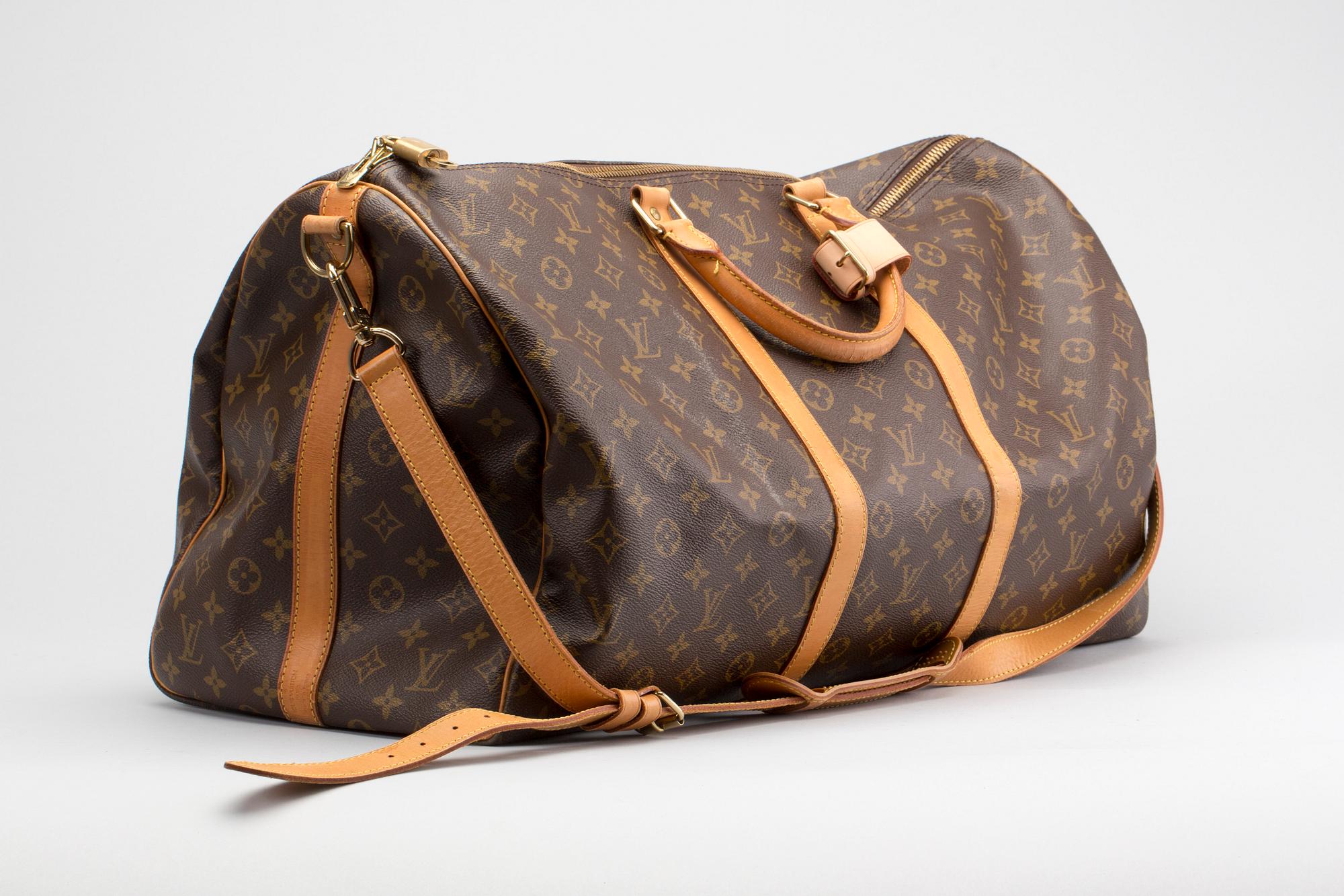 VÄSKA, "Keepall Bandouliere 55", Louis Vuitton.