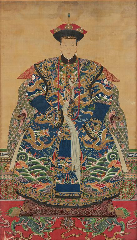 A painting of a high ranking noble woman, Qing dynasty, 19th century. Anonymous artist.