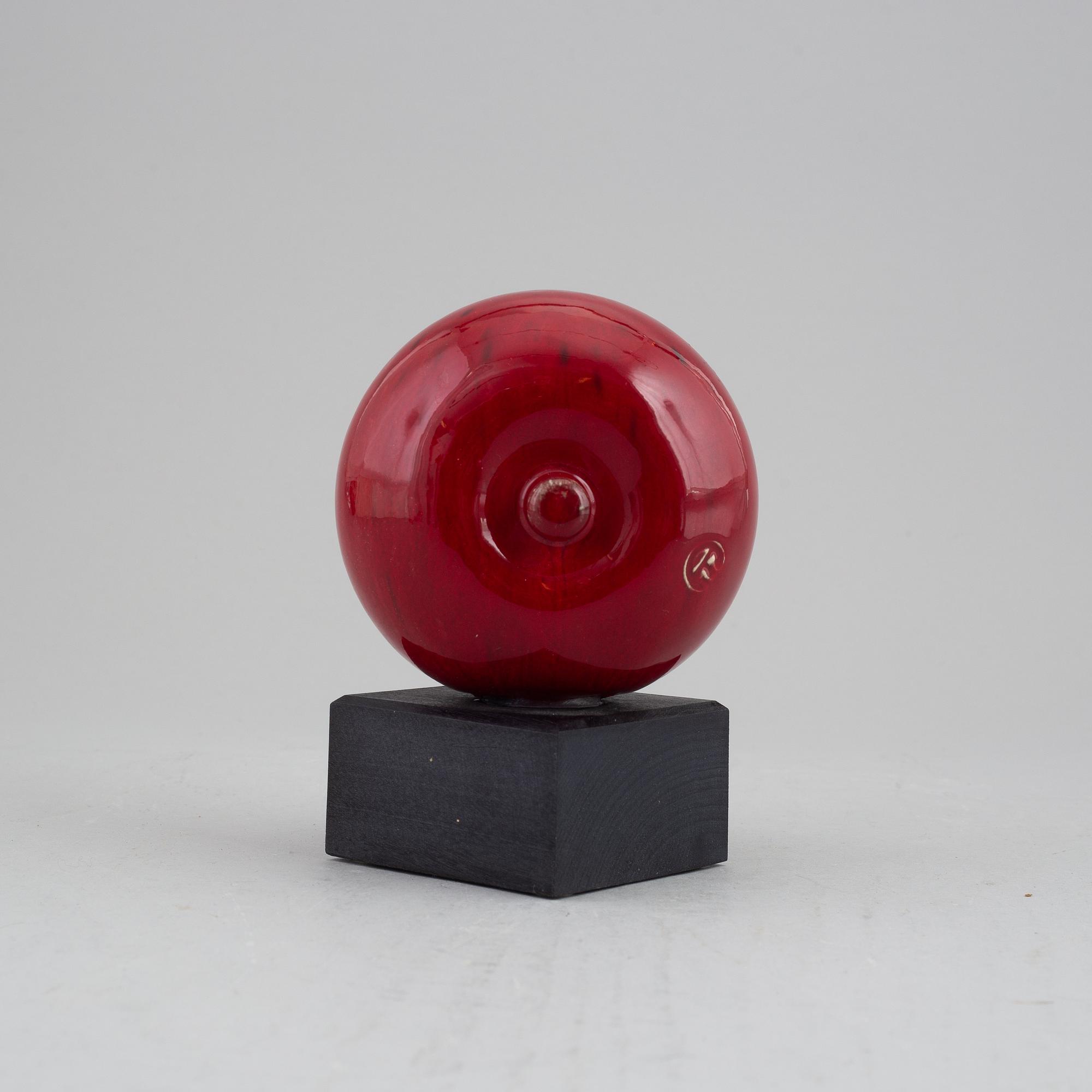 Alf Ekberg, a stoneware sculpture of an apple, Ateljé Källna, Klippan.