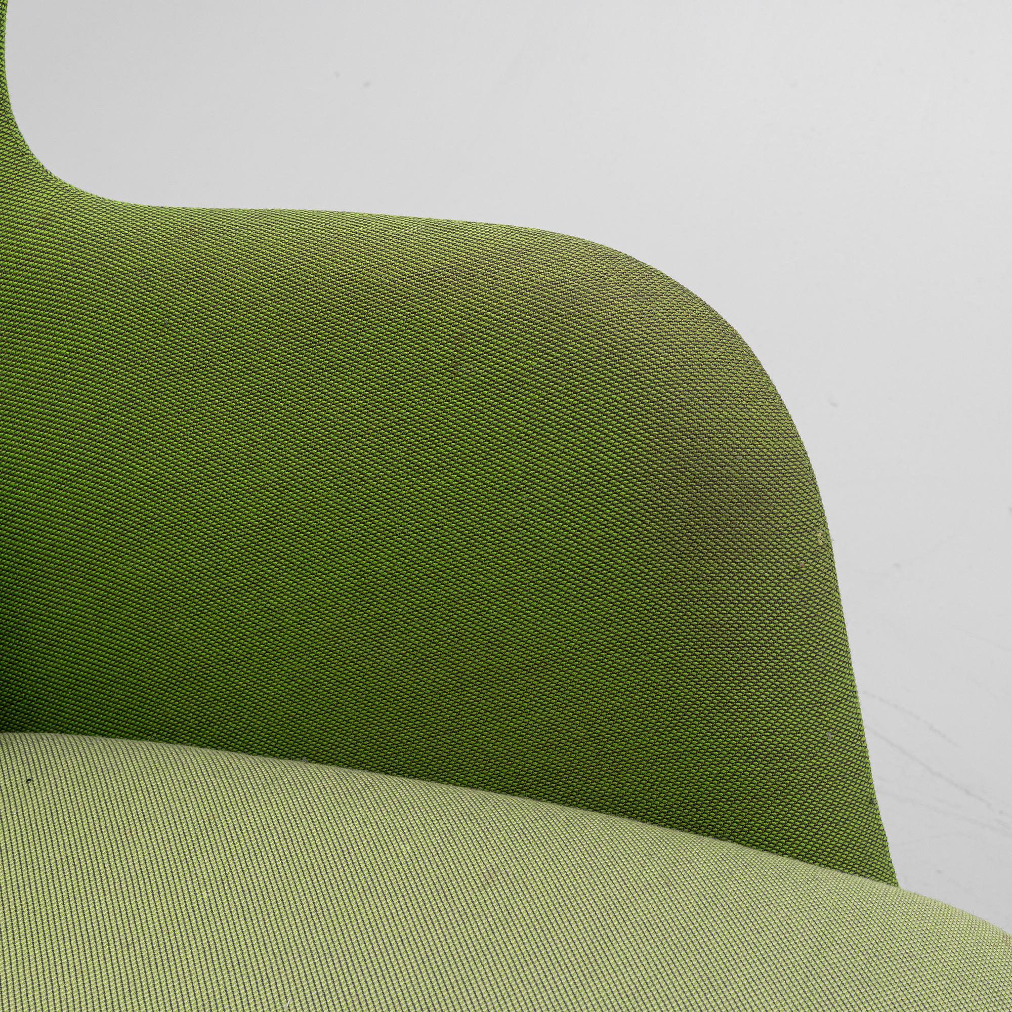 Jaime Hayon, fåtöljer, ett par, "Ro JH1", Republic of Fritz Hansen, 2016.