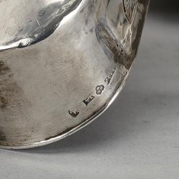 SOPPSLEVAR, 2 st, silver, Norrköping, 1800-tal. Tot vikt ca 256 gram.