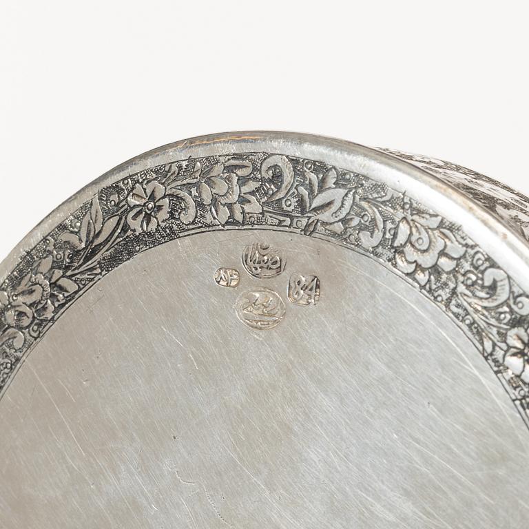 Ask med lock, silver, Persien (Iran), sen Qajardynasti / tidigt 1900-tal.