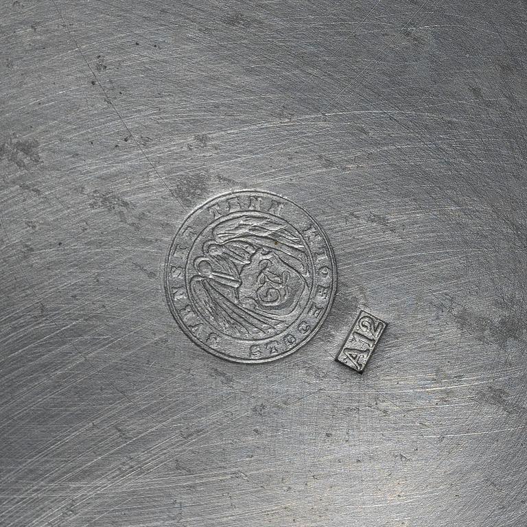 Anna Petrus, Vase, "Profilvase", Svenskt Tenn, Stockholm, 2023.