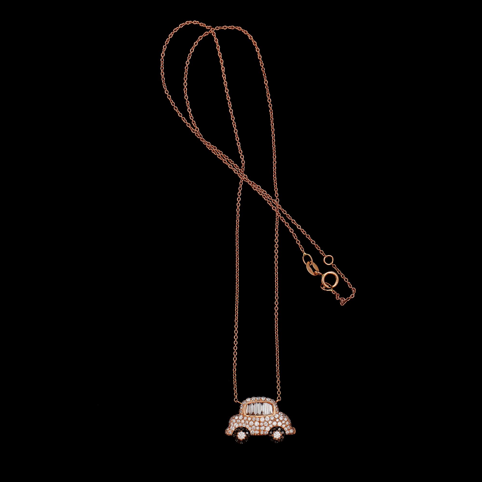 COLLIER, 18 k rödguld, briljant- och baguettslipade diamanter tot 0.84 ct.