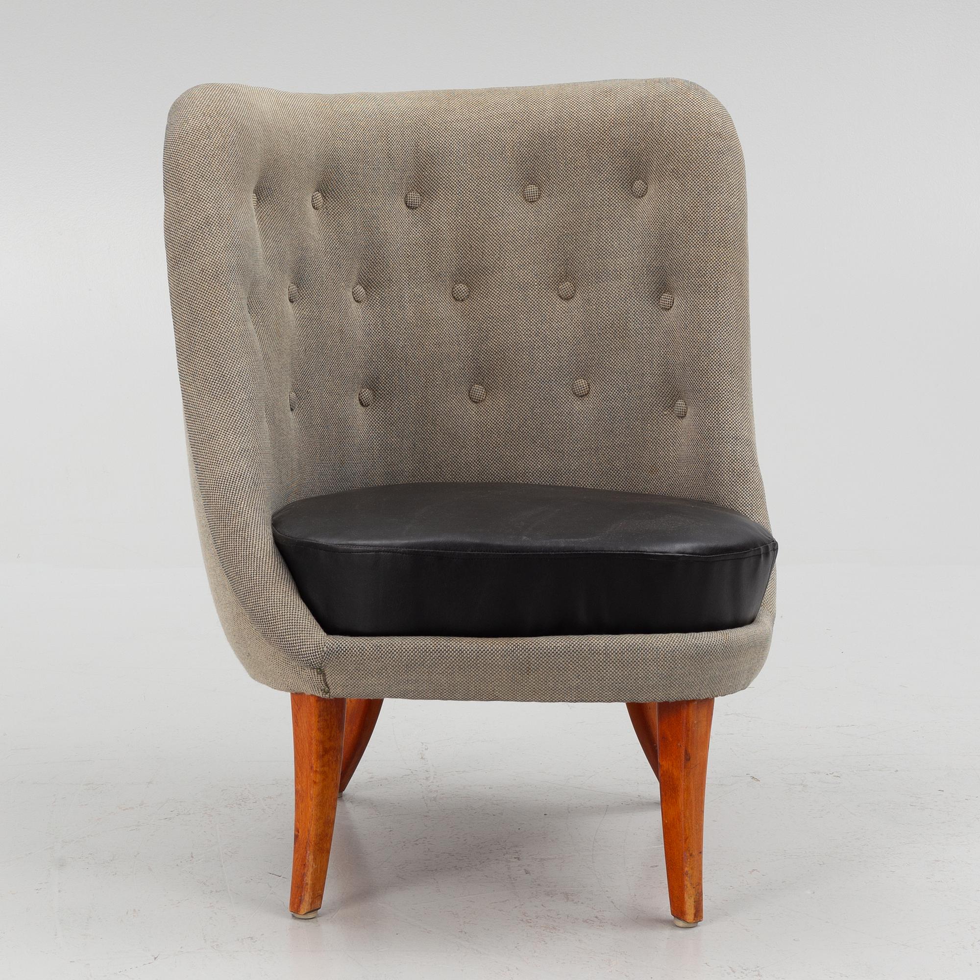 A Swedish Modern lounge chair, mid 20th century.