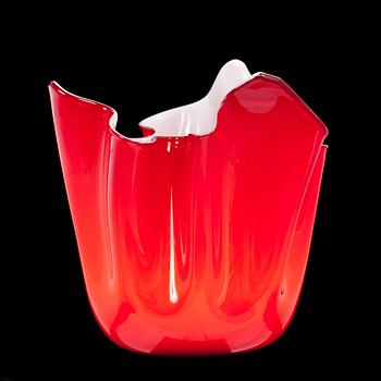 NÄSDUKSVAS, glas, 1900-tal.