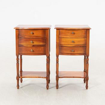 Sängbord, ett par, 1900-talets första hälft.