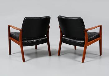 FÅTÖLJER, ett par, 1950/60-tal.