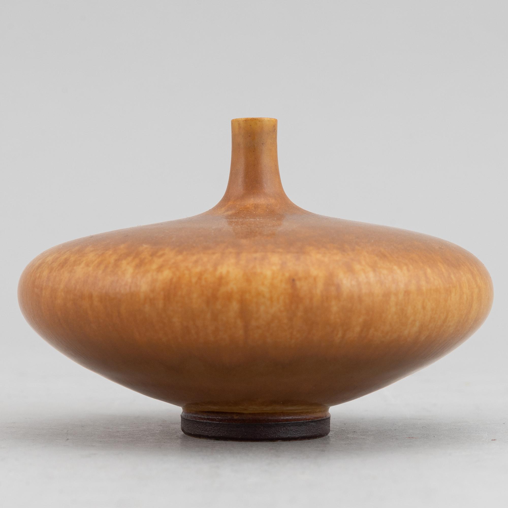 Four miniature vases and bowl by Berndt Friberg, Gustavsberg, 1958-1972.