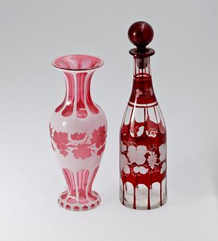 VAS samt KARAFF. Glas. Böhmen.