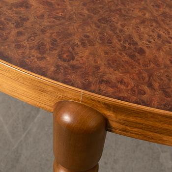 Josef Frank, soffbord, modell 2139 för Firma Svenskt Tenn.