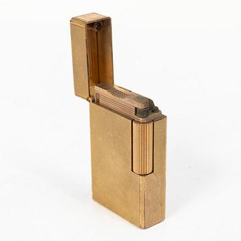 A lighter, Dupont, Paris.