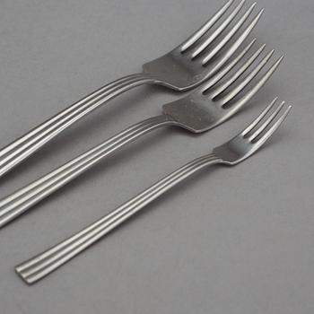BESTICKSERVISDELAR, 129 st, rostfritt stål, Thebe, Folke Ahrström, Gense. Formgivna 1944.