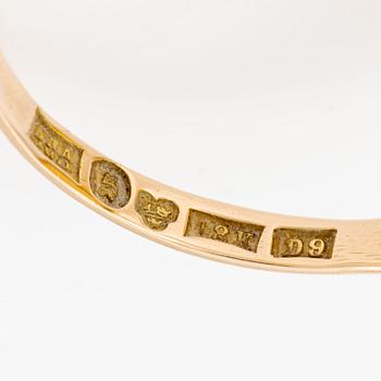 Ring 18K guld med snäckskalscamé.