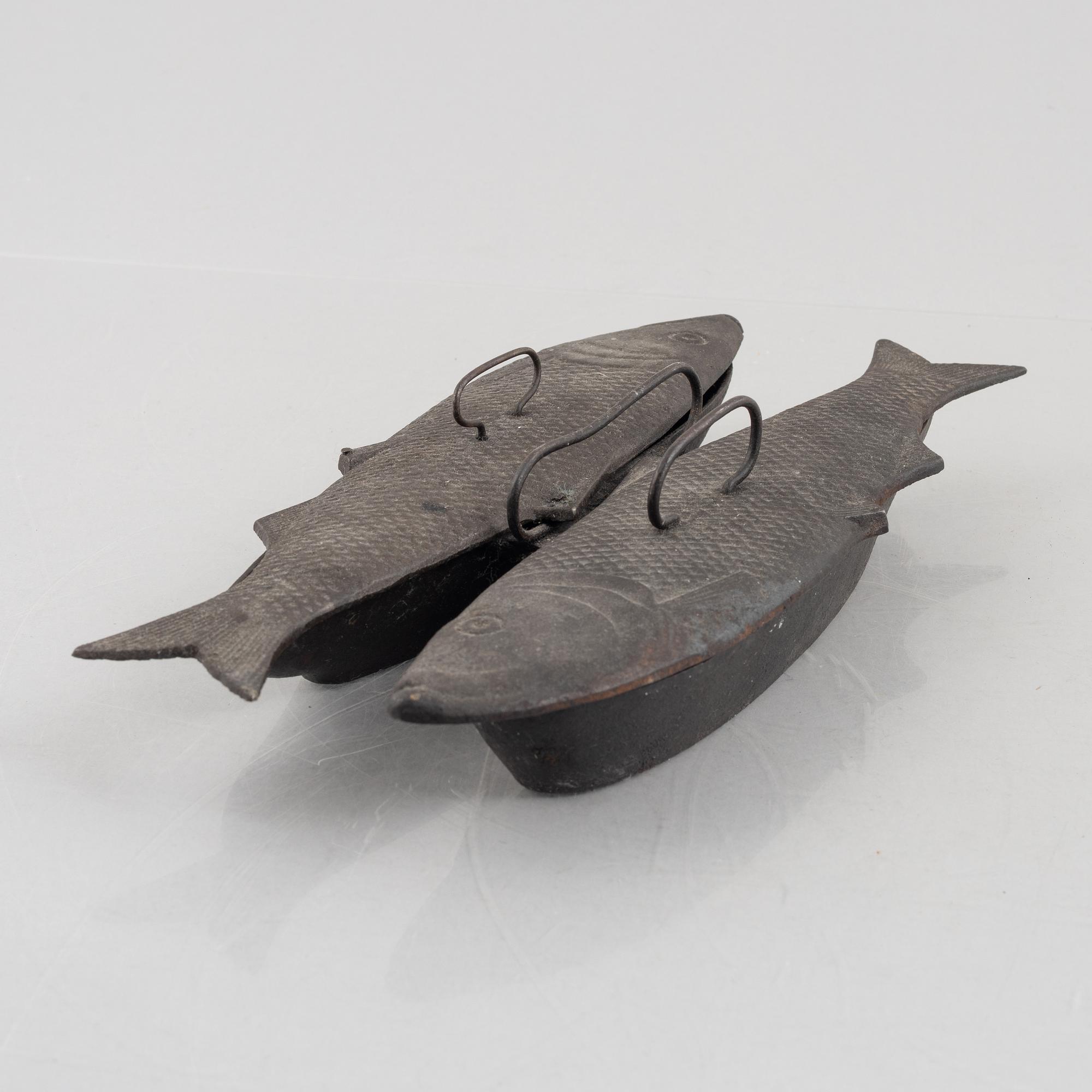 Fish moulds, 2 pcs, cast iron, Arbrå, second half of the 20th century.