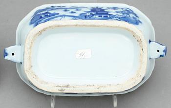SMÖRTERRIN, porslin, kina, Qingdynastin, Qianlong 1700-tal.