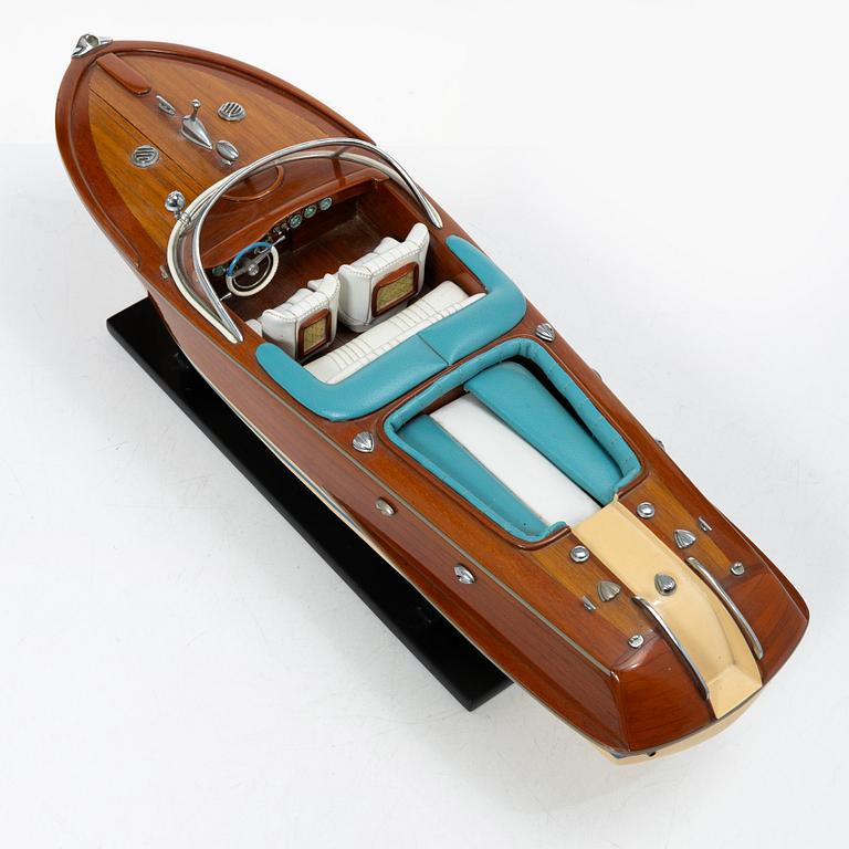 Boat model 'Riva',