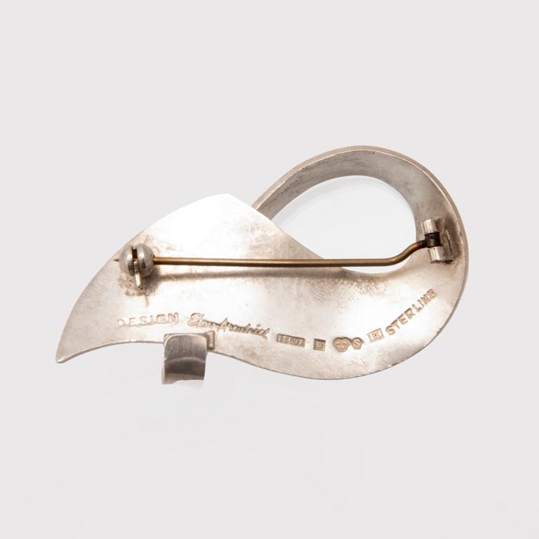Gustaf och Elon Arenhill, brosch och ett par örhängen silver, Malmö 1954 och 1959.