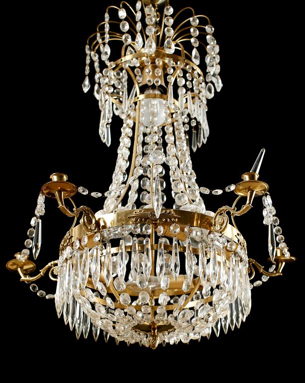 LJUSKRONA, gustaviansk stil, 1900-talets mitt. Höjd 70 cm.