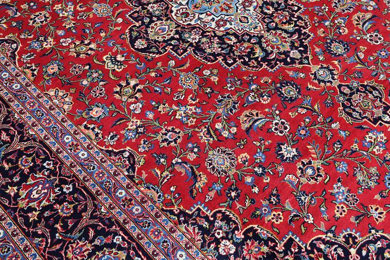 A Keshan carpet, 415 x 296 cm.