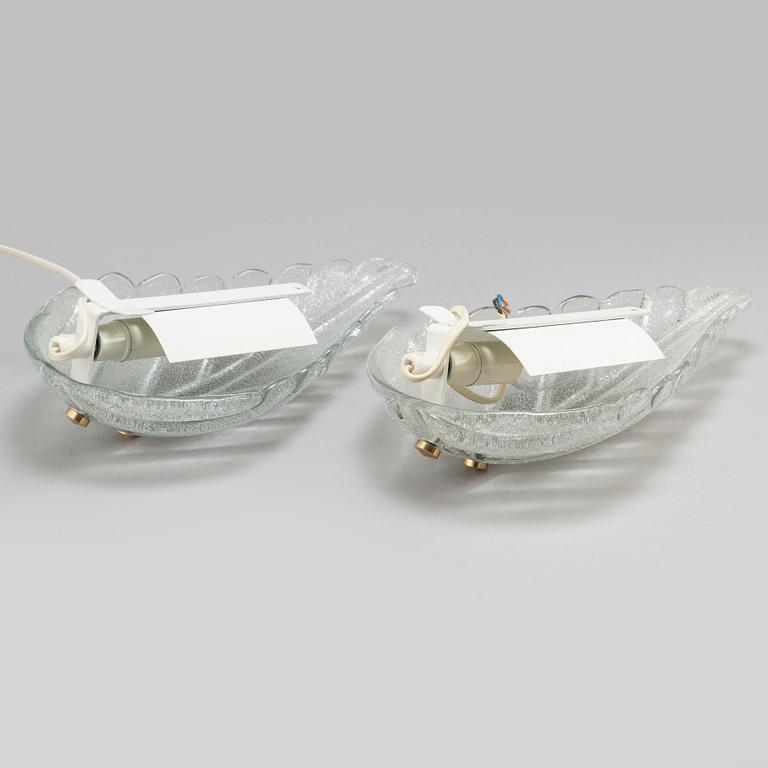 LAMPETTER/VÄGGLAMPOR, ett par, 1960-tal.