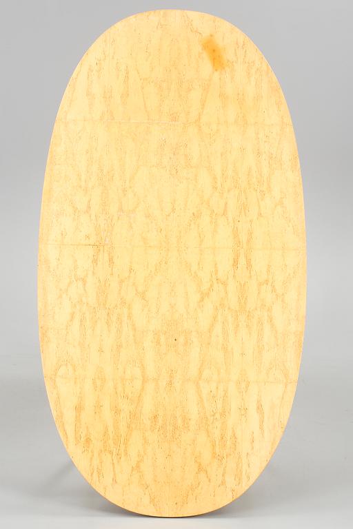 MATBORD. "Superellips", Bruno Mathsson och Piet Hein för Fritz Hansen, Danmark.