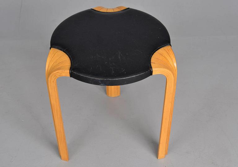 PALL, modell Y 601, Alvar Aalto för Artek.