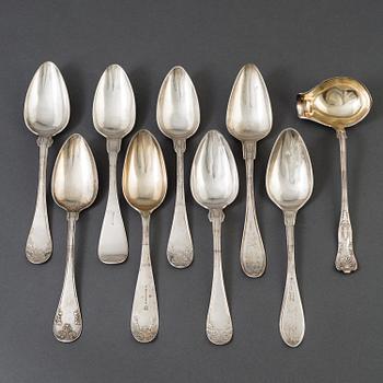 A lot of 8 silver spoons and a silver laddle, among others, P Holmberg, Orebro, 1844.