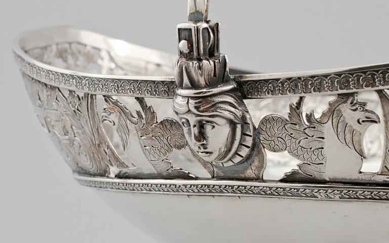 SKÅL PÅ FOT, silver, empire, Anders Petter Lundqvist, Stockholm 1828. Vikt 1 100 g.
