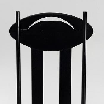 Charles Rennie Mackintosh, stol "Argyle", Cassina.