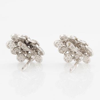 Earrings, 18K white gold with brilliant-cut diamonds.