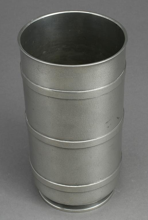 VAS, tenn, Edvin Ollers, märkt "Gjutet tenn Ollers",1950.