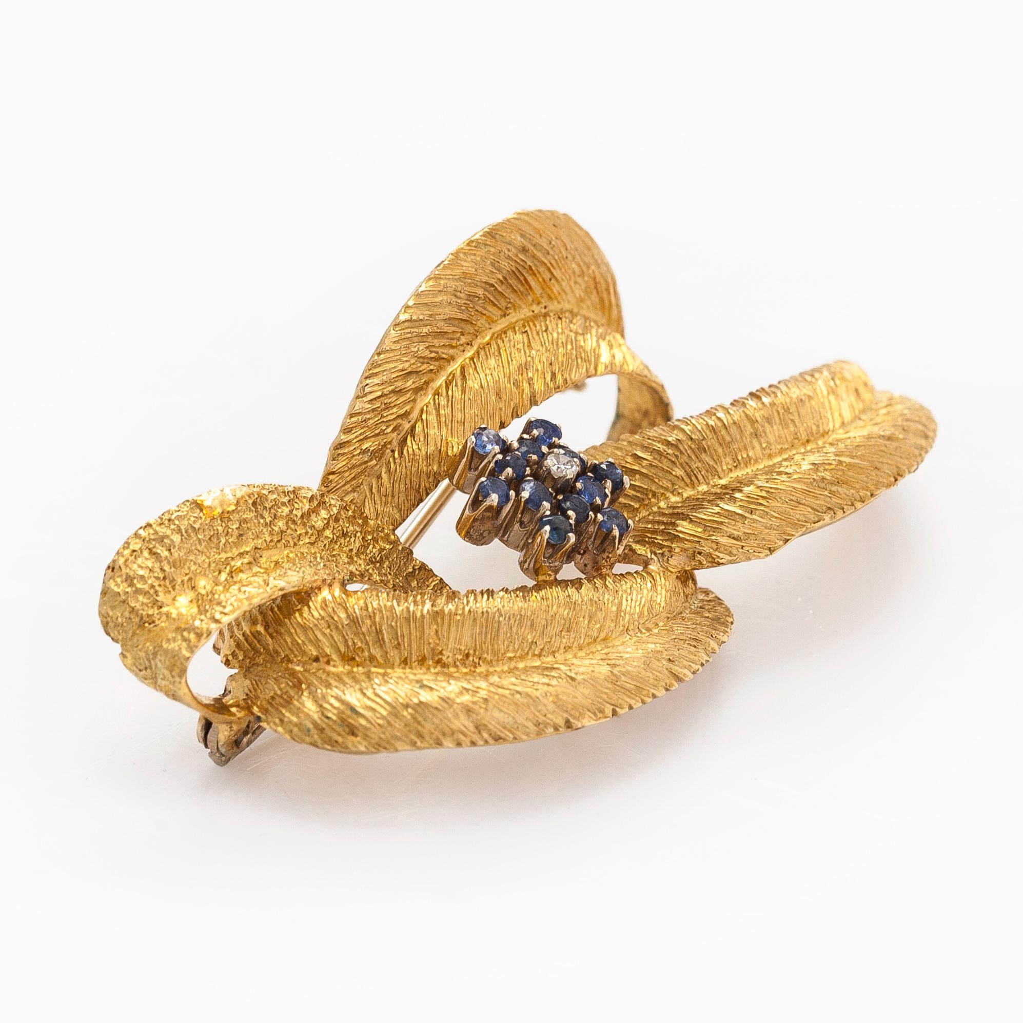 Brooch, 8/8 cut diamond, faceted sapphires, 18K gold.