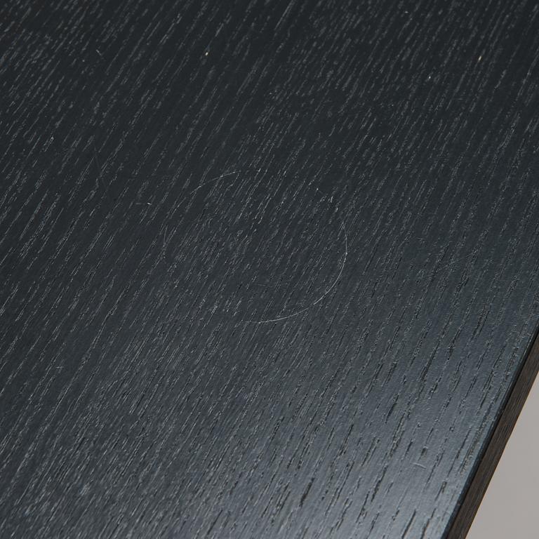 Matbord samt stolar, 10 st, "Menton" för BoConcept 2010-tal.
