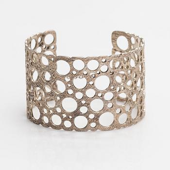 Liisa Vitali, A silver bracelet "Pitsi". Westerback, Helsinki 1971.