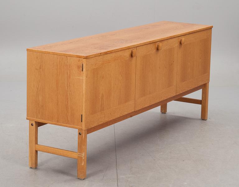 SIDEBOARD, 1900-talets andra hälft.