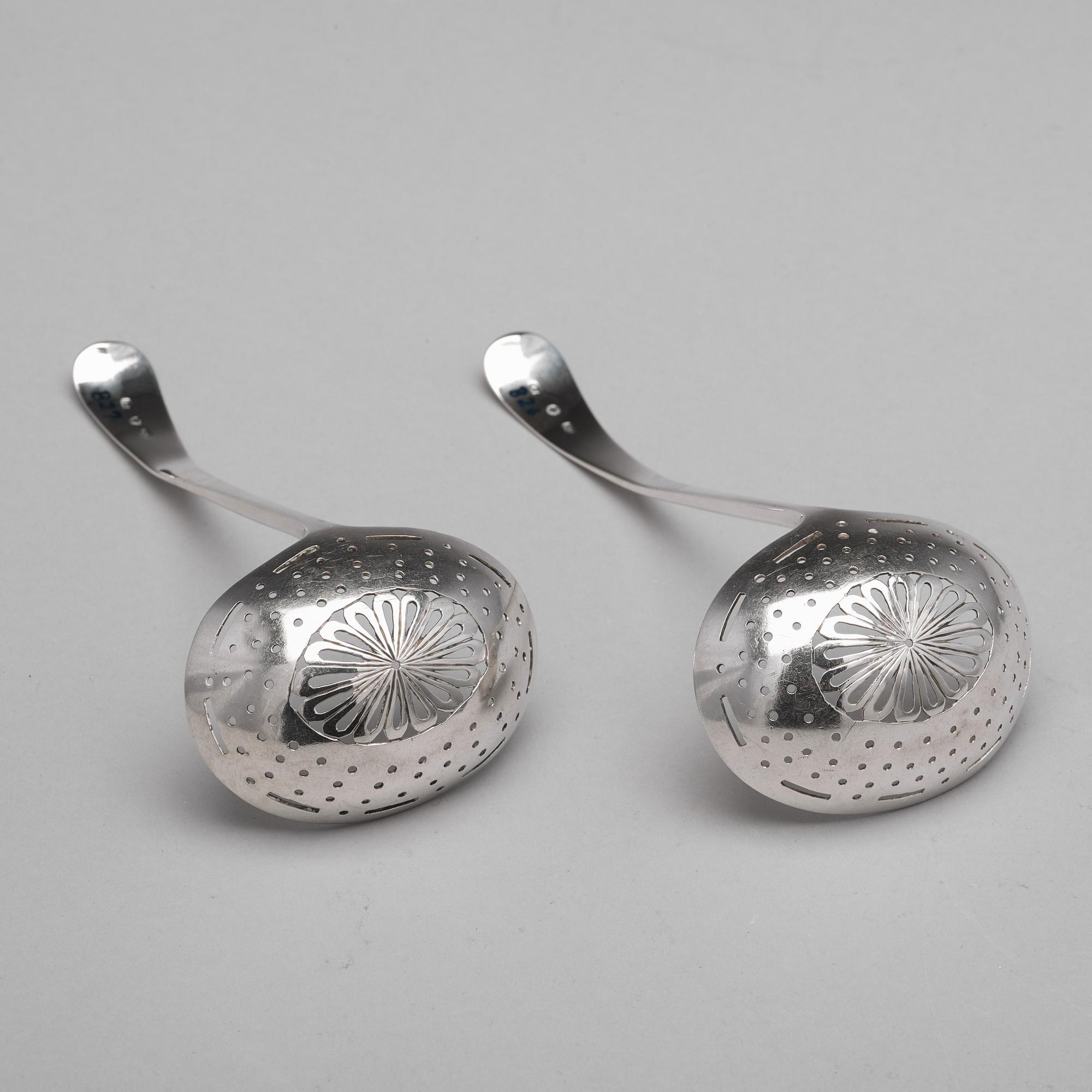 A pair of Baltic sugar-bowls and spoons, mark of Johann Gottfried Möring, Reval (1790-1818 (1820)).