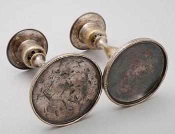 LJUSSTAKAR, 1 par, försilvrad mässing, Christofle, Frankrike, 1800-tal.