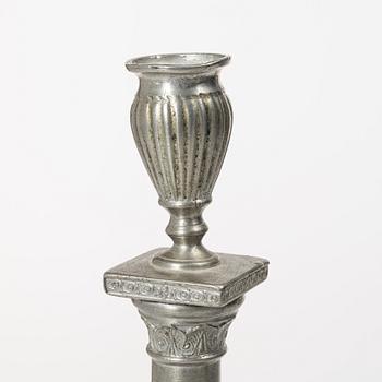 Ljusstakar, ett par, tenn, 1800-tal.