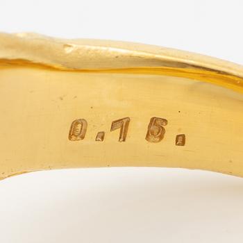 Ring 18K guld med en rund briljantslipad diamant.