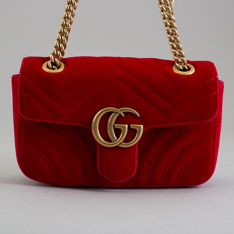 GUCCI, "Marmont Mini Velvet" väska.