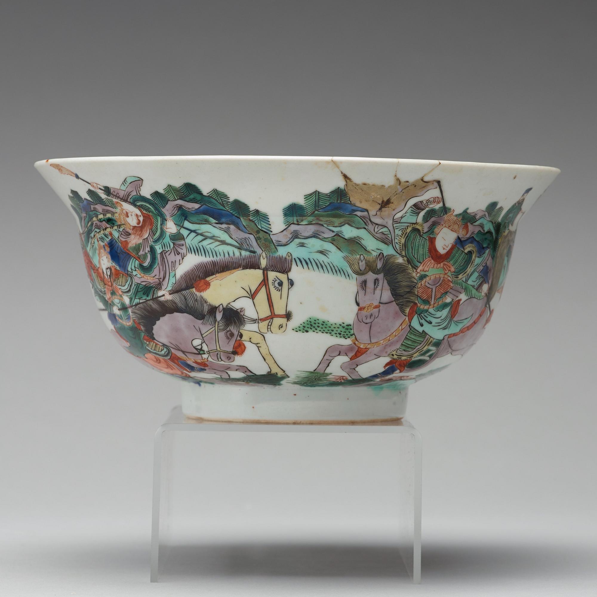 SKÅL, porslin. Qingdynastin, Kangxi (1662-1722).