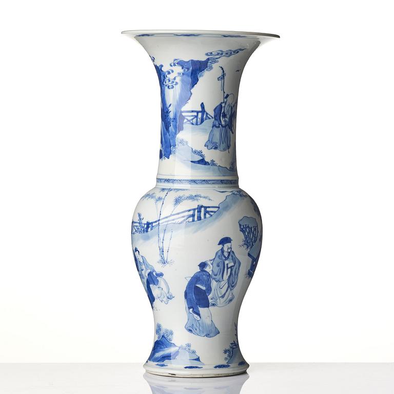 A large blue and white 'figural' yenyen vase, Qing dynasty, Kangxi (1662-1722).