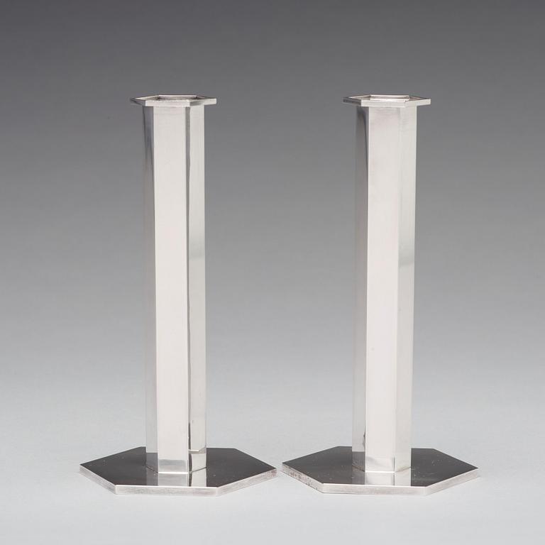 Wiwen Nilsson, ljusstakar, ett par, Lund 1968, sterling.