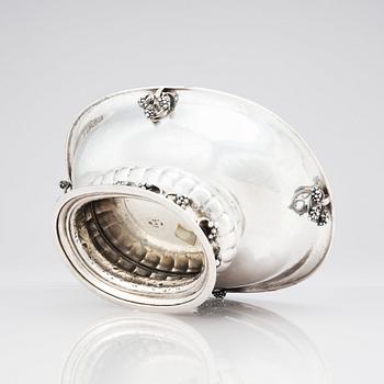 Georg Jensen, jardinière, Köpenhamn 1919, 830/1000 silver, design nr 296. Modellen formgiven samma år, 1919.